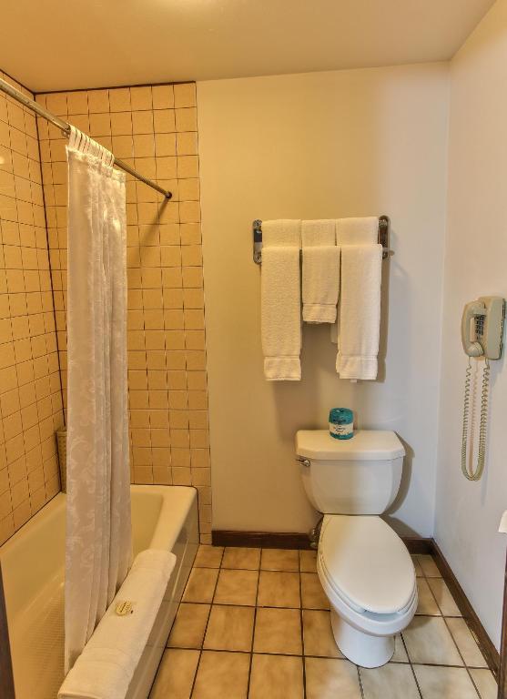 ホテルアイランズ イン アナコルテス 部屋 写真